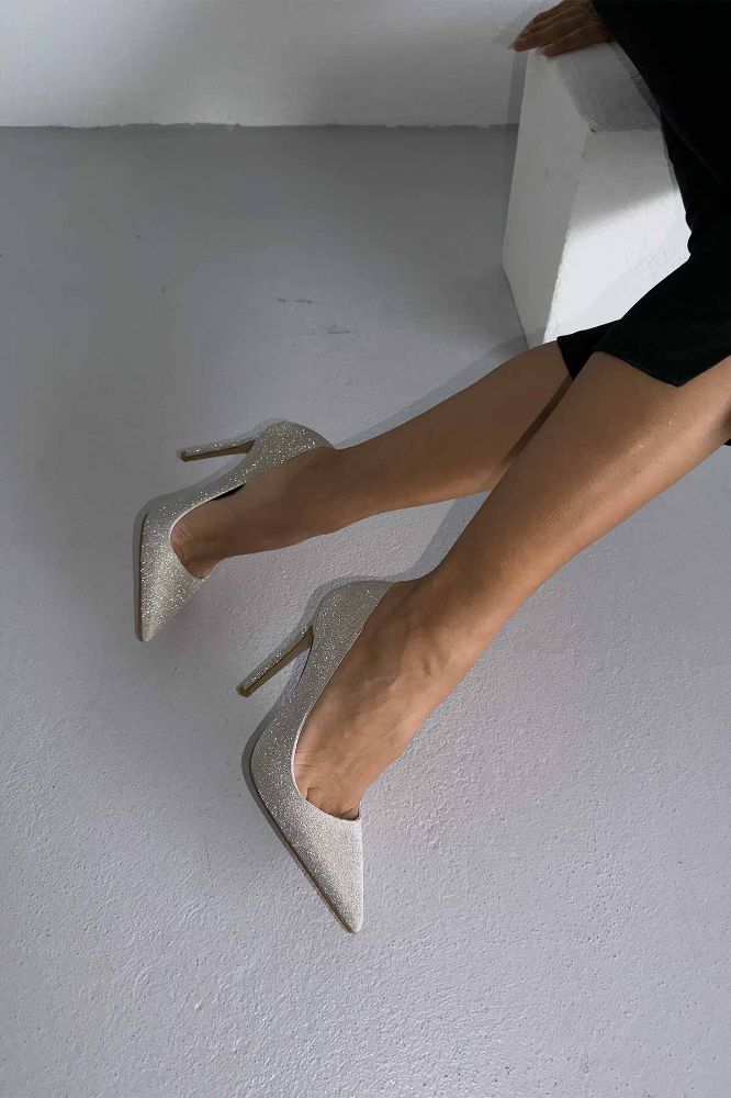 Woods Simli Taban İnce Topuk 12 Cm Gold Simli Stiletto resmi