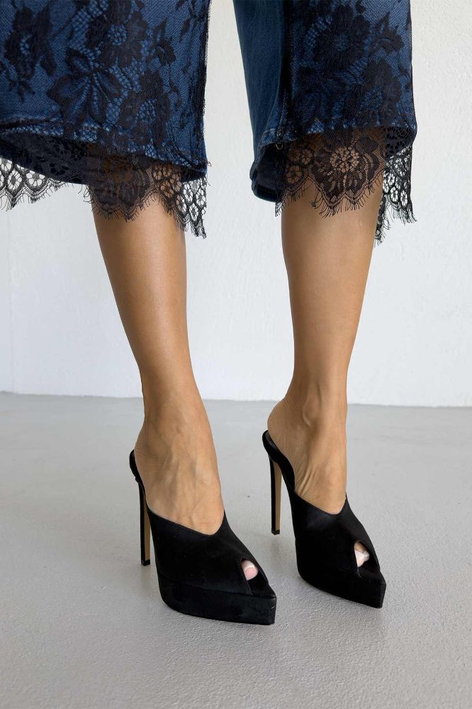 Hannah Burnu Açık İnce Topuk 13 Cm Siyah Süet Terlik resmi